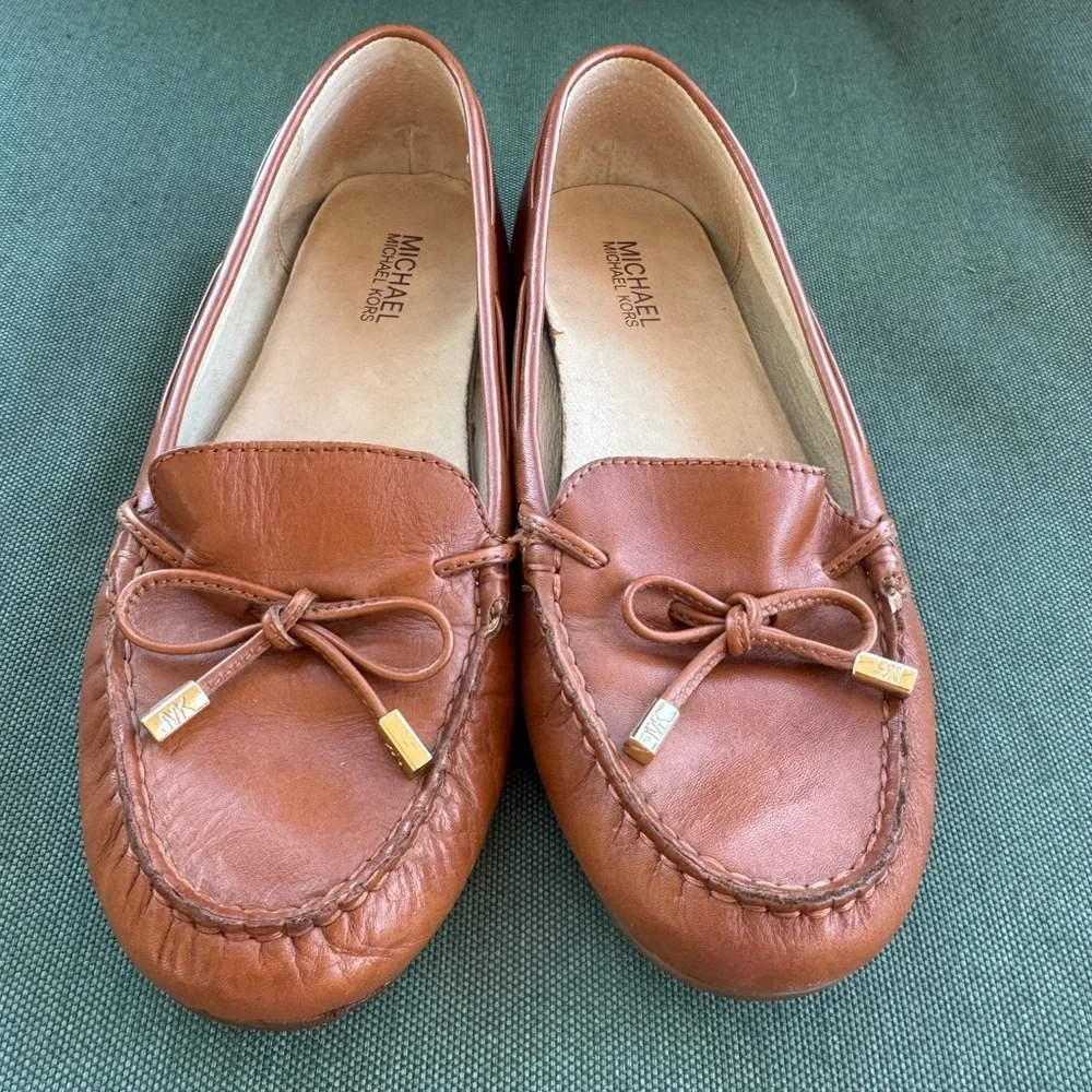 Michael Kors Women's Sutton Moccasin Flat Loafers - Picture 2 of 9